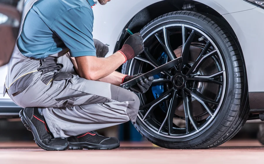 How Mobile Tire Services Save Time And Get You Moving in Mattoon IL How Mobile Tire Services Save Time And Get You Moving in Mattoon IL